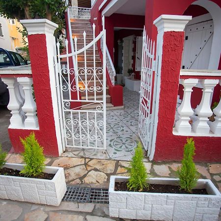 Anatoli Studios In Front Of The Beach Mesongi Exterior photo
